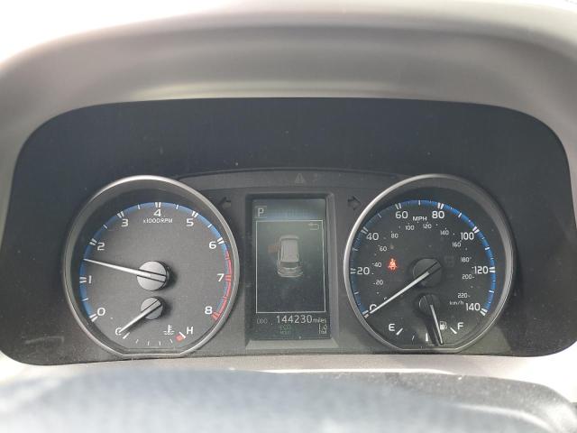 2017 TOYOTA RAV4 XLE - JTMRFREV0HJ716076