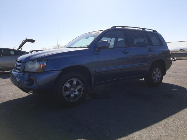 TOYOTA HIGHLANDER