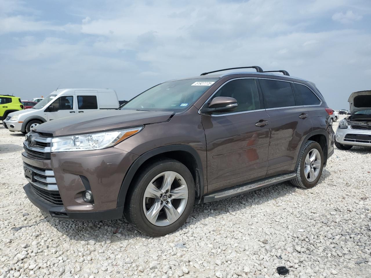 TOYOTA HIGHLANDER LIMITED
