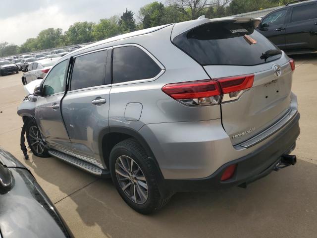 Vin: 5tdkzrfh9js280273, lot: 51214975, toyota highlander se 20182