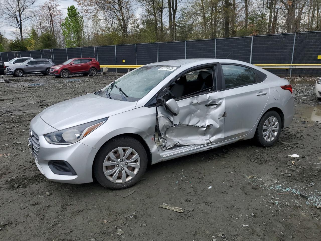 HYUNDAI ACCENT SE