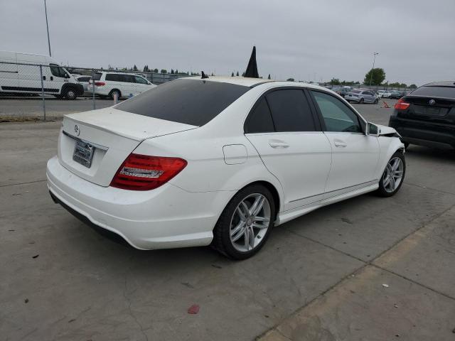 Vin: wddgf4hb1ea957805, lot: 53570455, mercedes-benz c-class 250 20143