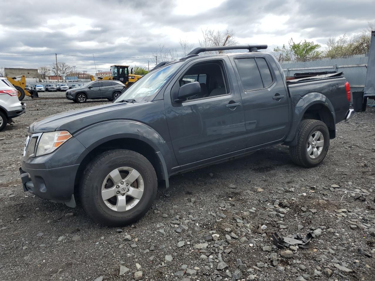 NISSAN FRONTIER S