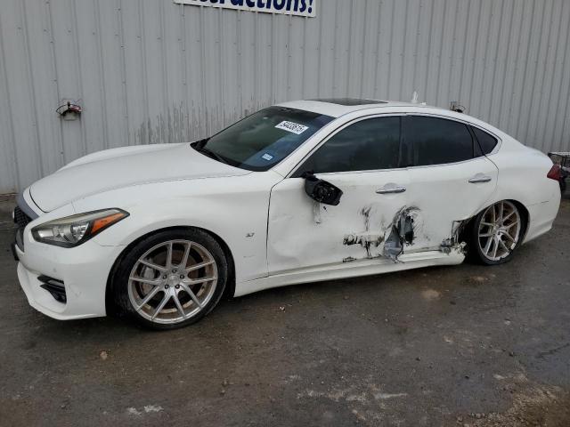 INFINITI Q70 3.7