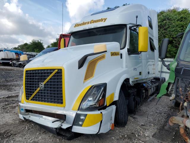VOLVO 780 2017 white tractor diesel 4V4NC9THXHN984344 photo #3