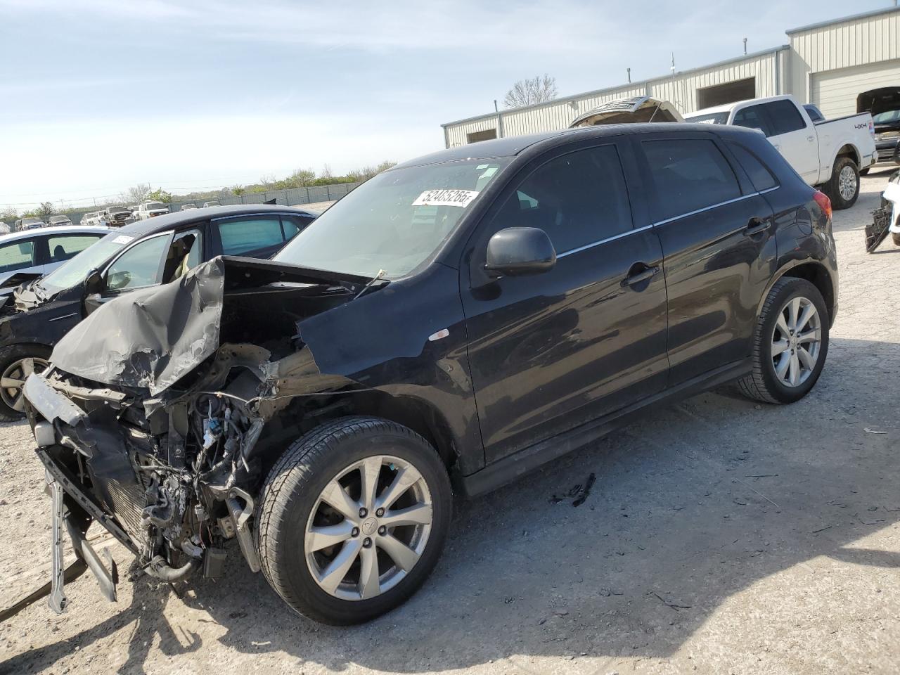 MITSUBISHI OUTLANDER SE