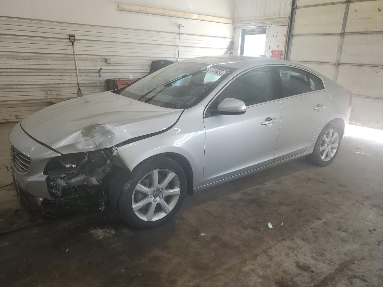 VOLVO S60 PREMIER