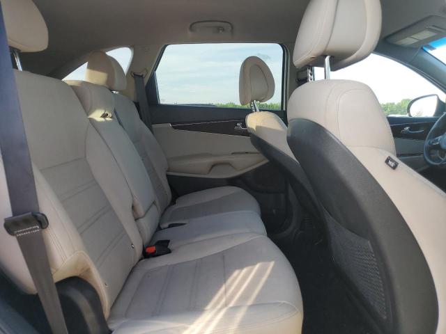 2016 KIA SORENTO LX - 5XYPG4A38GG096183