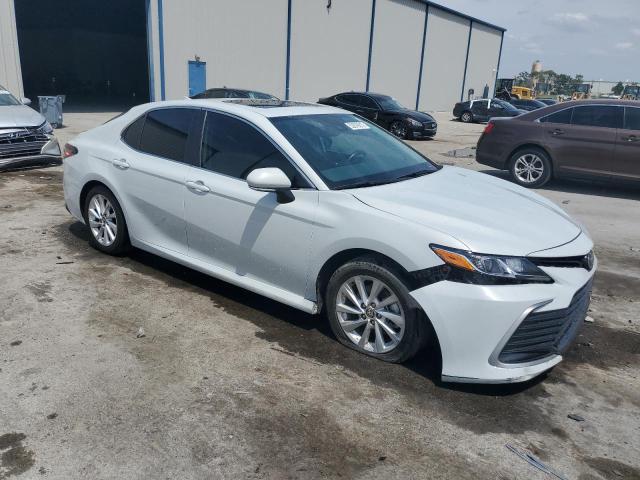 Vin: 4t1r11ak4ru233925, lot: 53976615, toyota camry le 20244