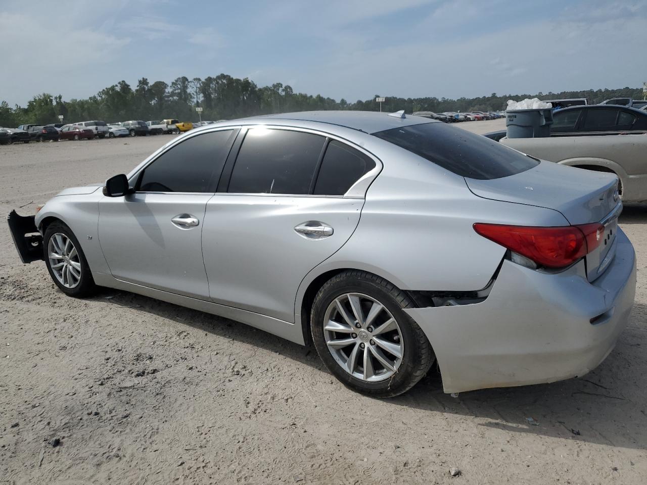 INFINITI Q50 2015