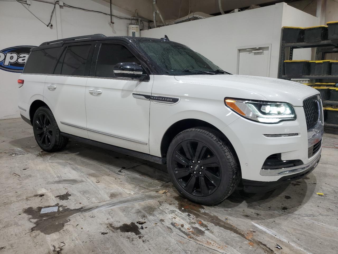 LINCOLN NAVIGATOR BLACK LABEL