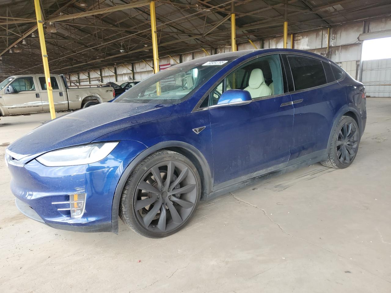 TESLA MODEL X