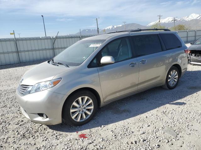 TOYOTA SIENNA XLE