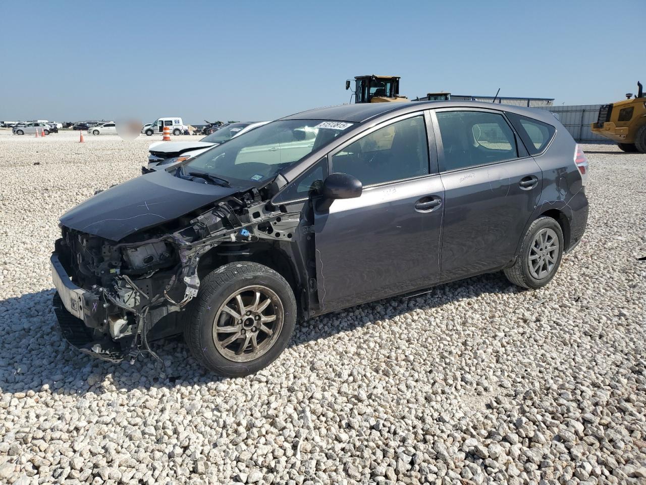 TOYOTA PRIUS V