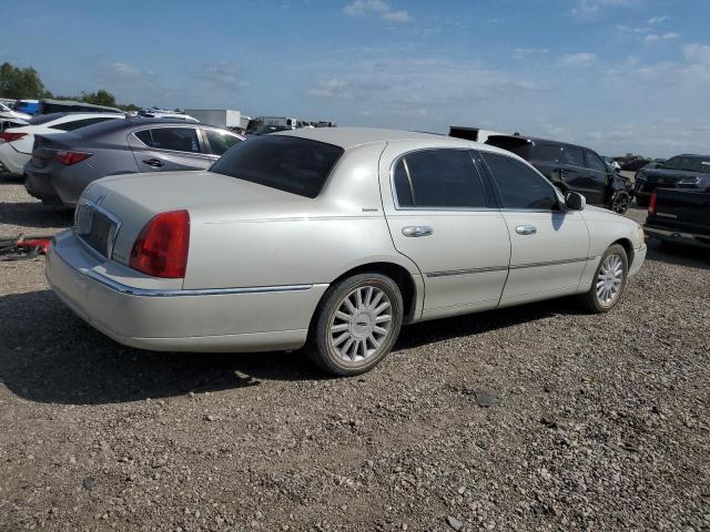 LINCOLN TOWN CAR S 2005 tan  gas 1LNHM81W95Y629785 photo #4