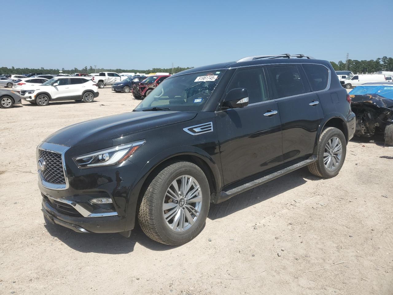 INFINITI QX80 LUXE