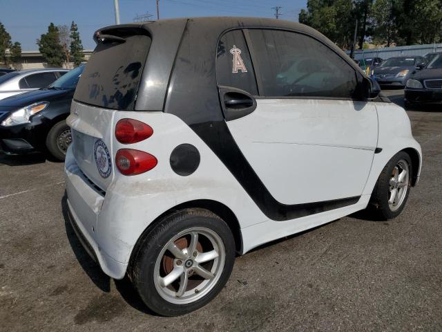 Vin: wmeej3ba3ek780633, lot: 54009185, smart fortwo pure 20143