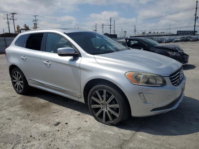 2016 VOLVO XC60 T5 PR YV440MDK8G2834257