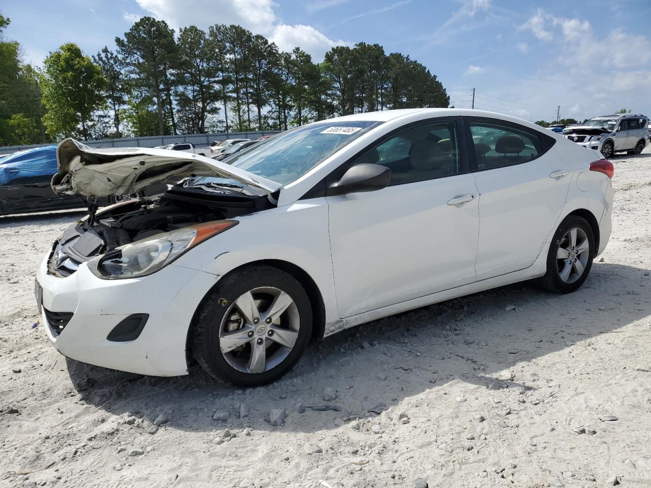 HYUNDAI ELANTRA GLS