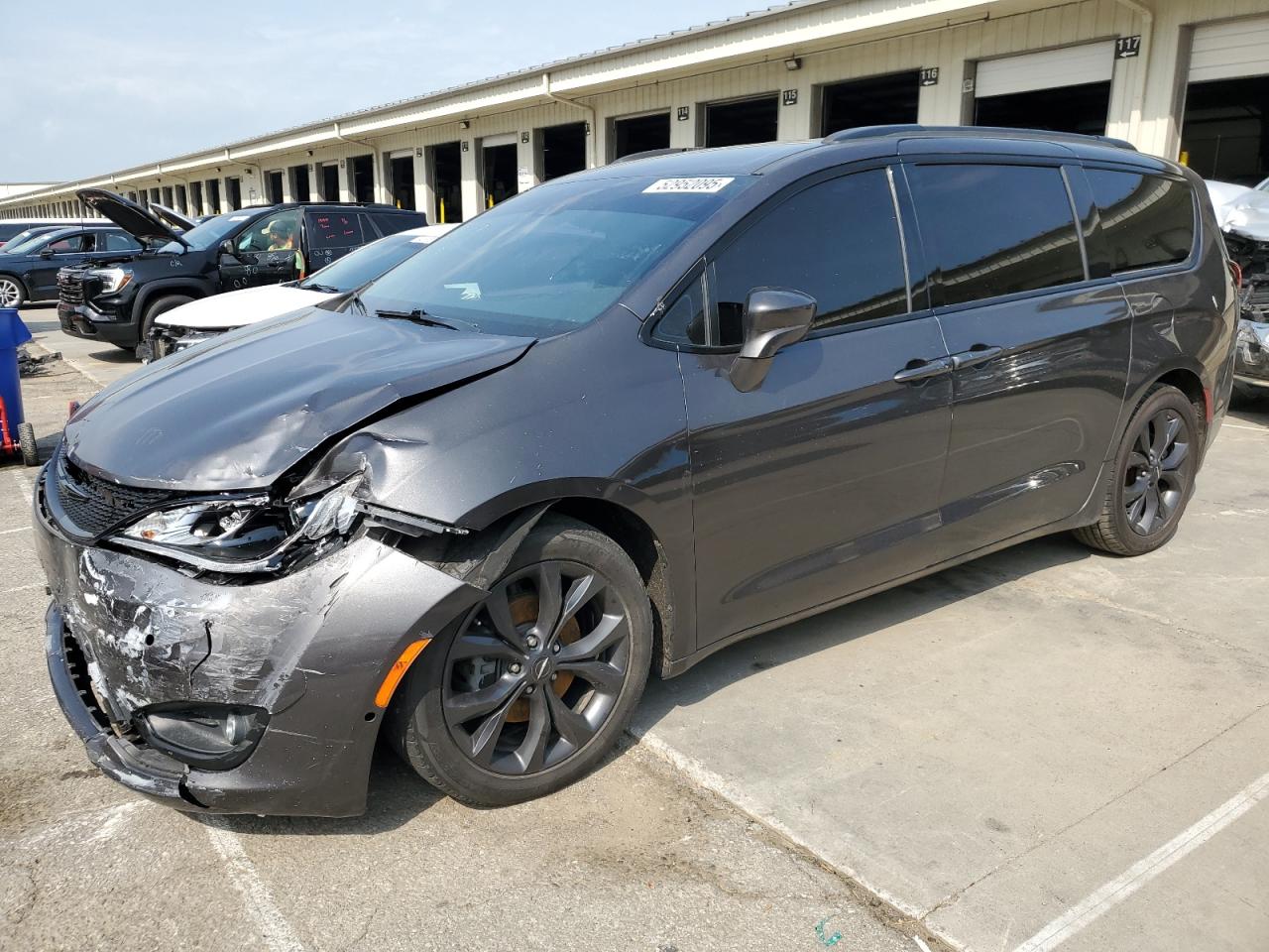 CHRYSLER PACIFICA TOURING L