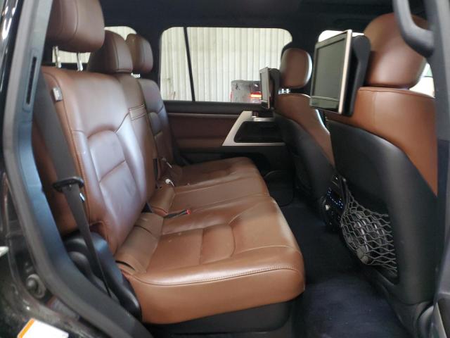 2017 TOYOTA LAND CRUIS JTMCY7AJ4H4060308