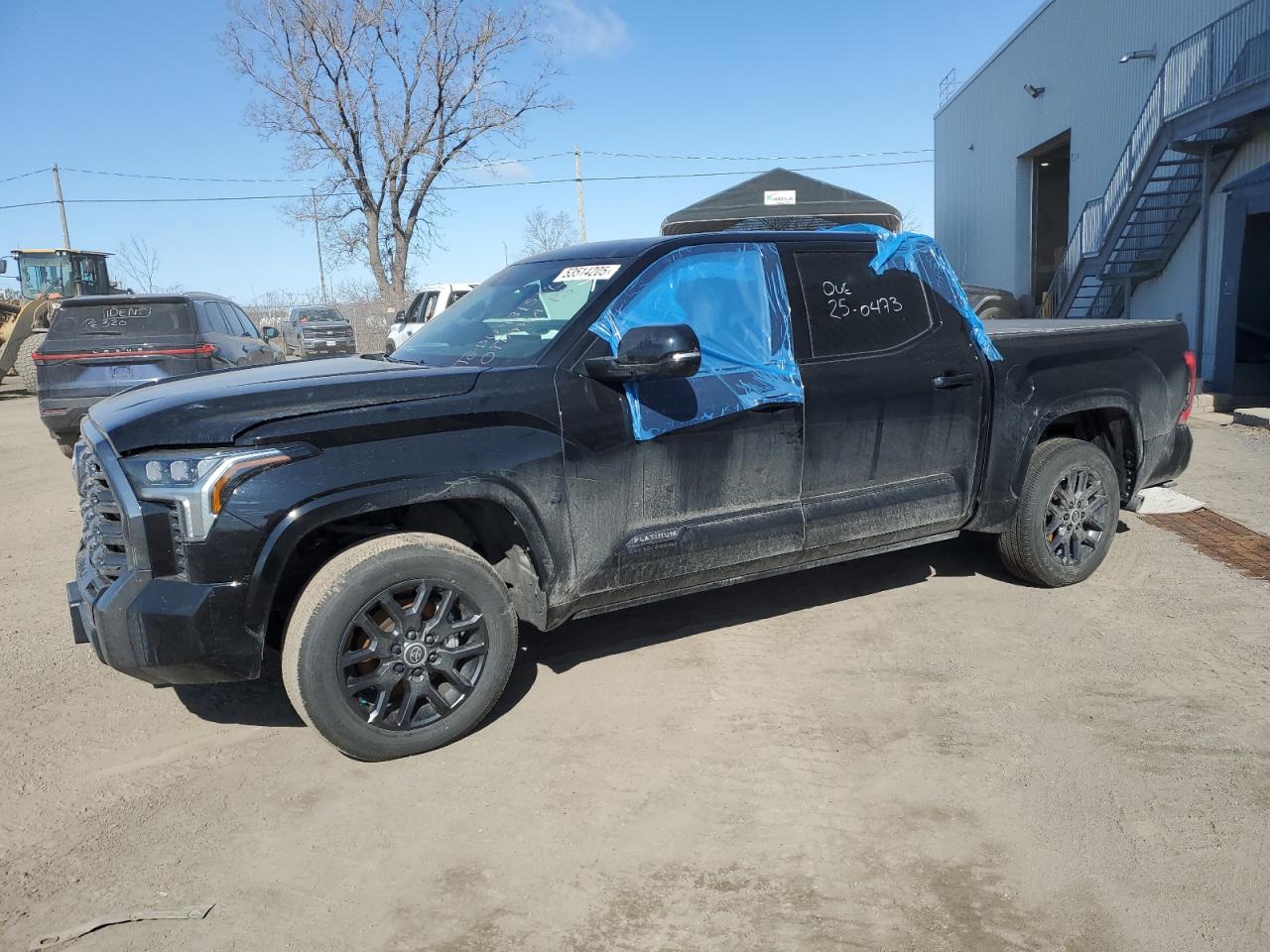 TOYOTA TUNDRA CREWMAX PLATINUM