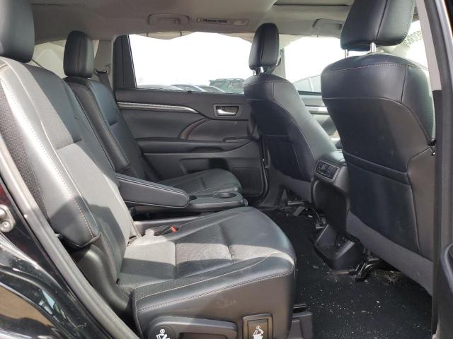 2018 TOYOTA HIGHLANDER - 5TDDZRFH0JS486879