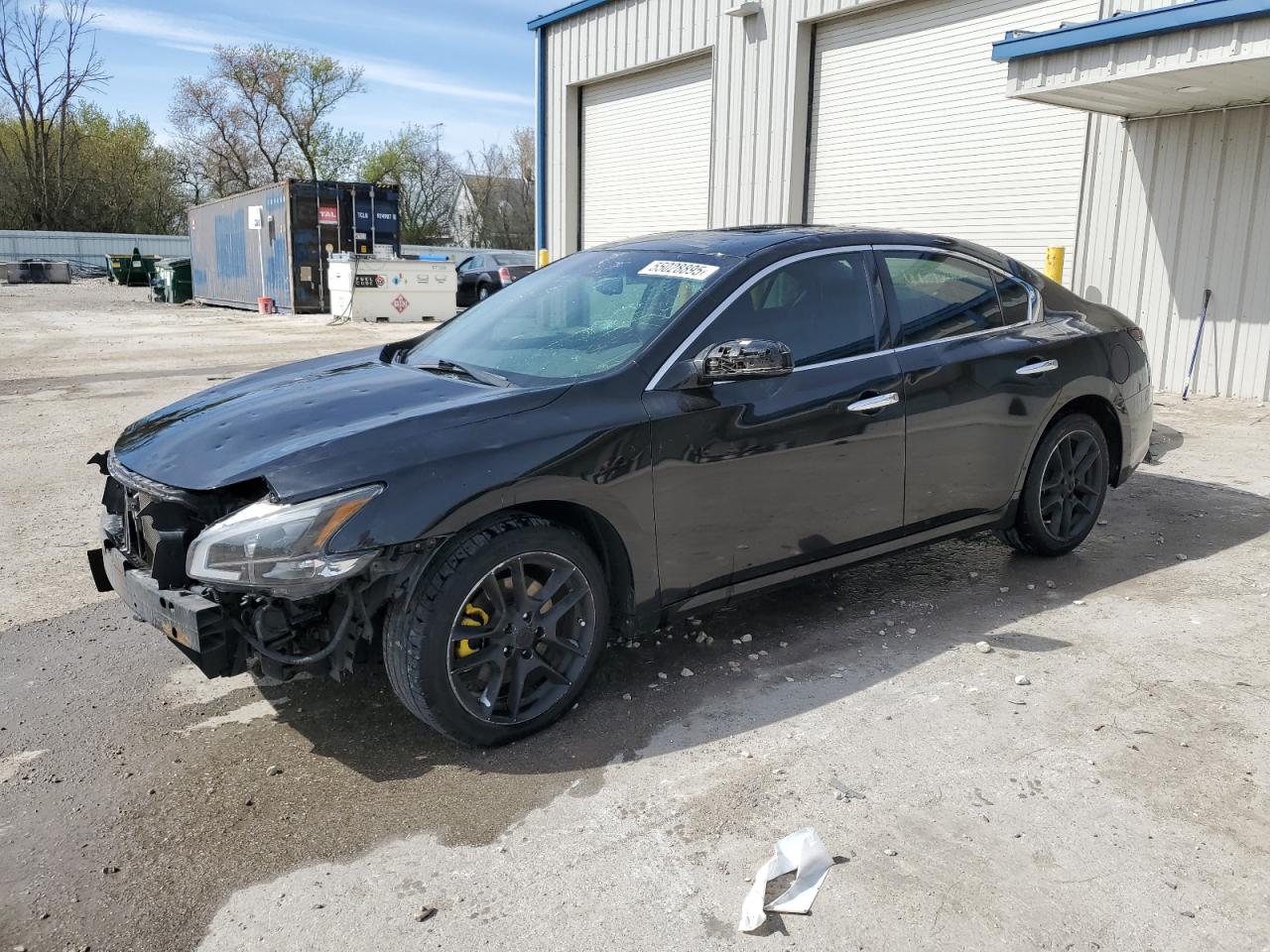 NISSAN MAXIMA S