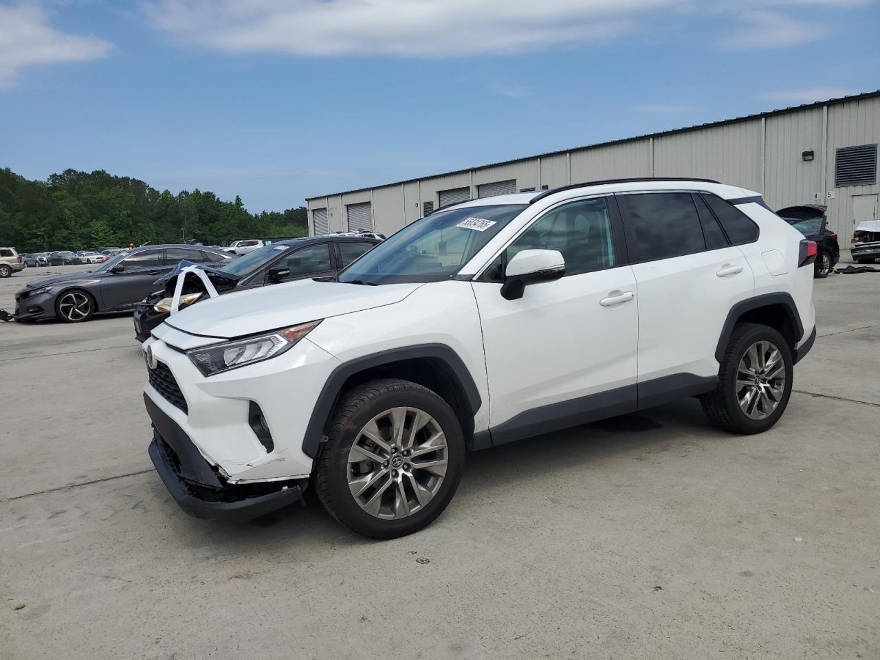 TOYOTA RAV4 XLE PREMIUM