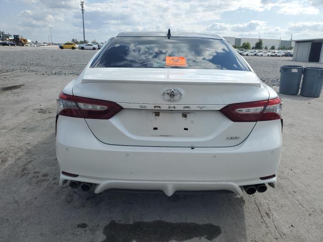 2018 TOYOTA CAMRY XSE - 4T1B61HK0JU077590