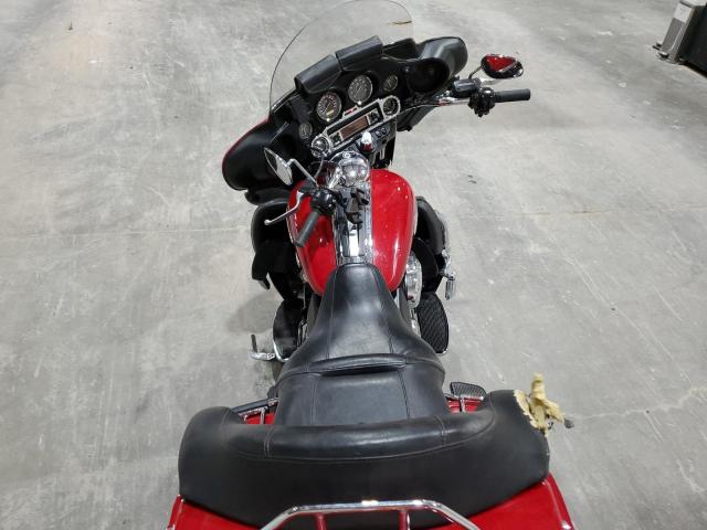 2011 HARLEY-DAVIDSON FLHTK - 1HD1KEM11BB614625