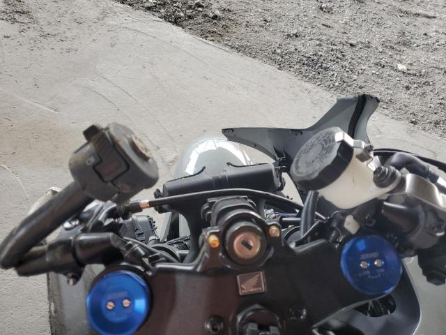 2025 HONDA CBR600 RR JH2PC40H7SK200178