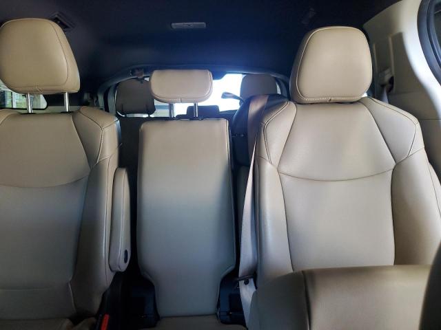 2021 TOYOTA SIENNA XLE 5TDYRKEC8MS043737