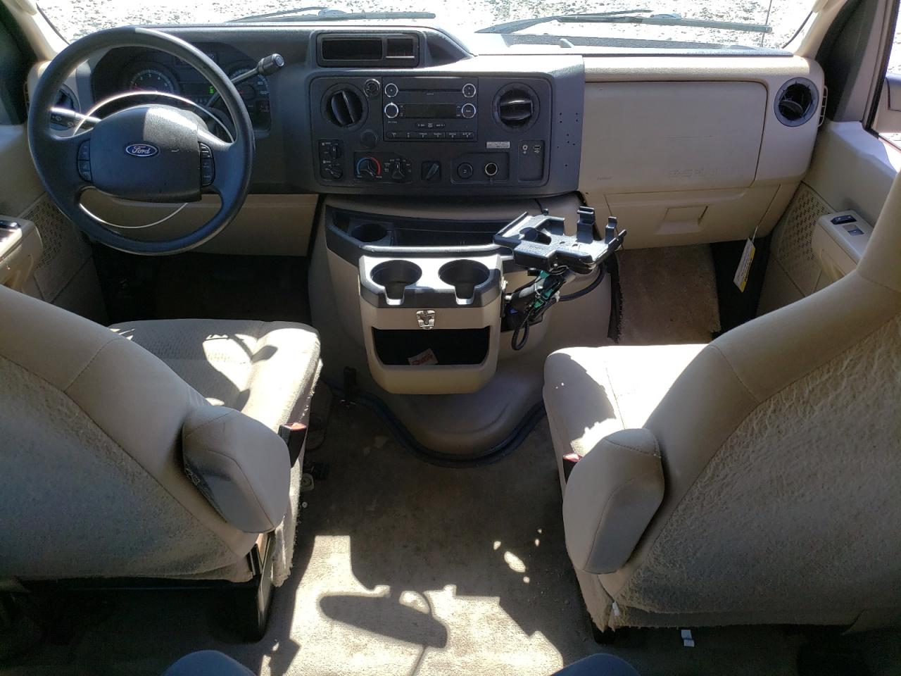 FORD ECONOLINE E150 WAGON