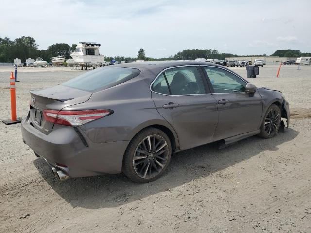Vin: 4t1b61hk7ju084049, lot: 53717425, toyota camry xse 20183