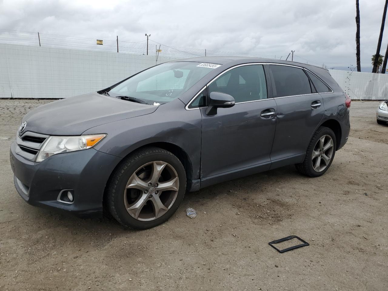 TOYOTA VENZA LE