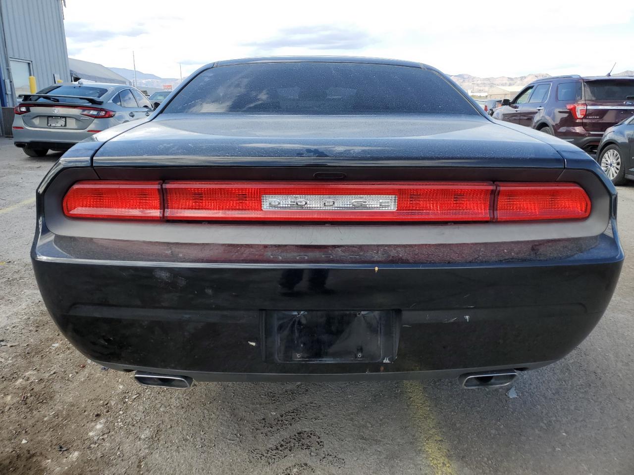 Dodge Challenger 2012