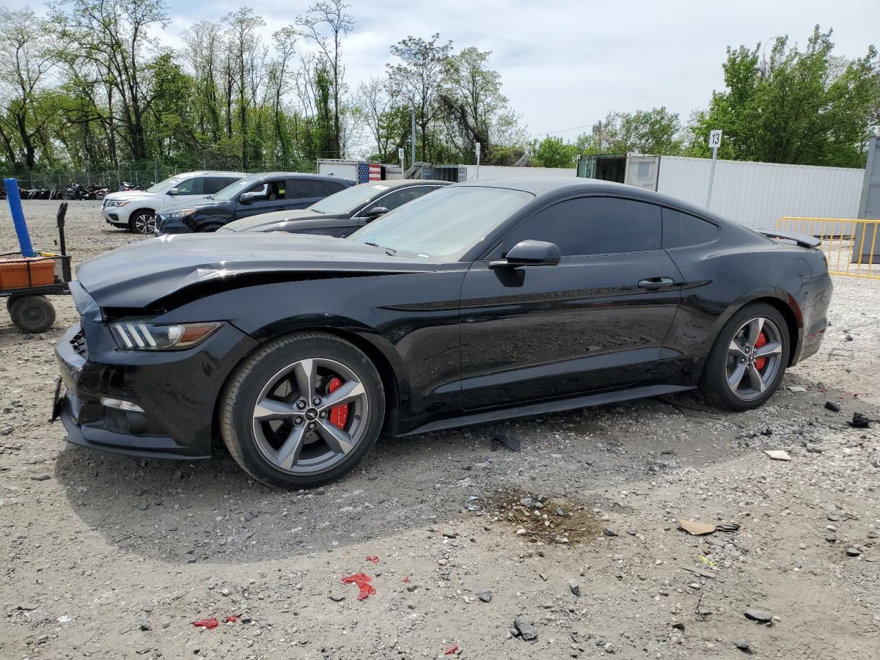 FORD MUSTANG