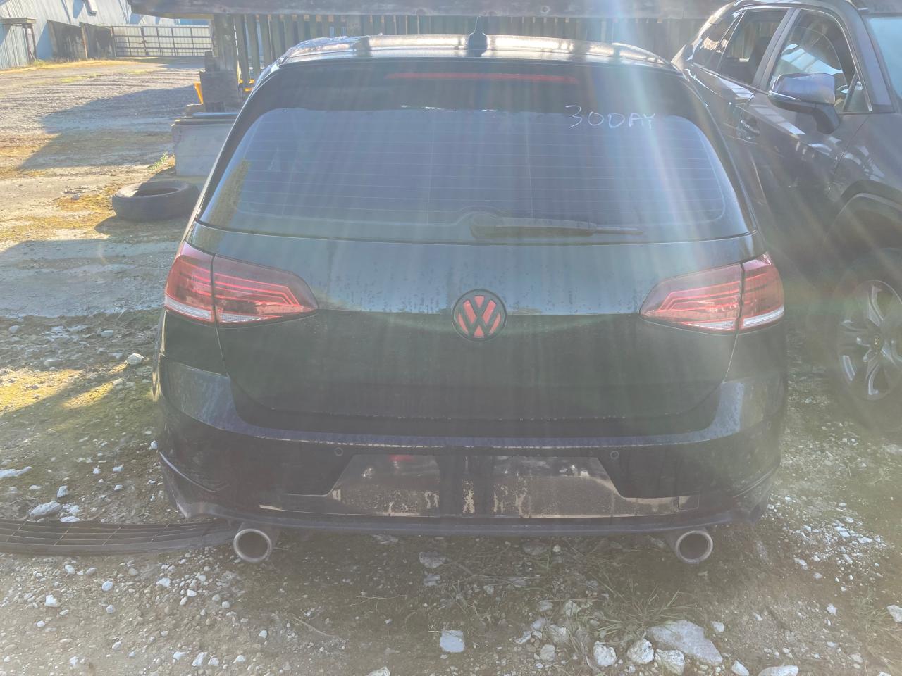 VOLKSWAGEN GOLF GTI S