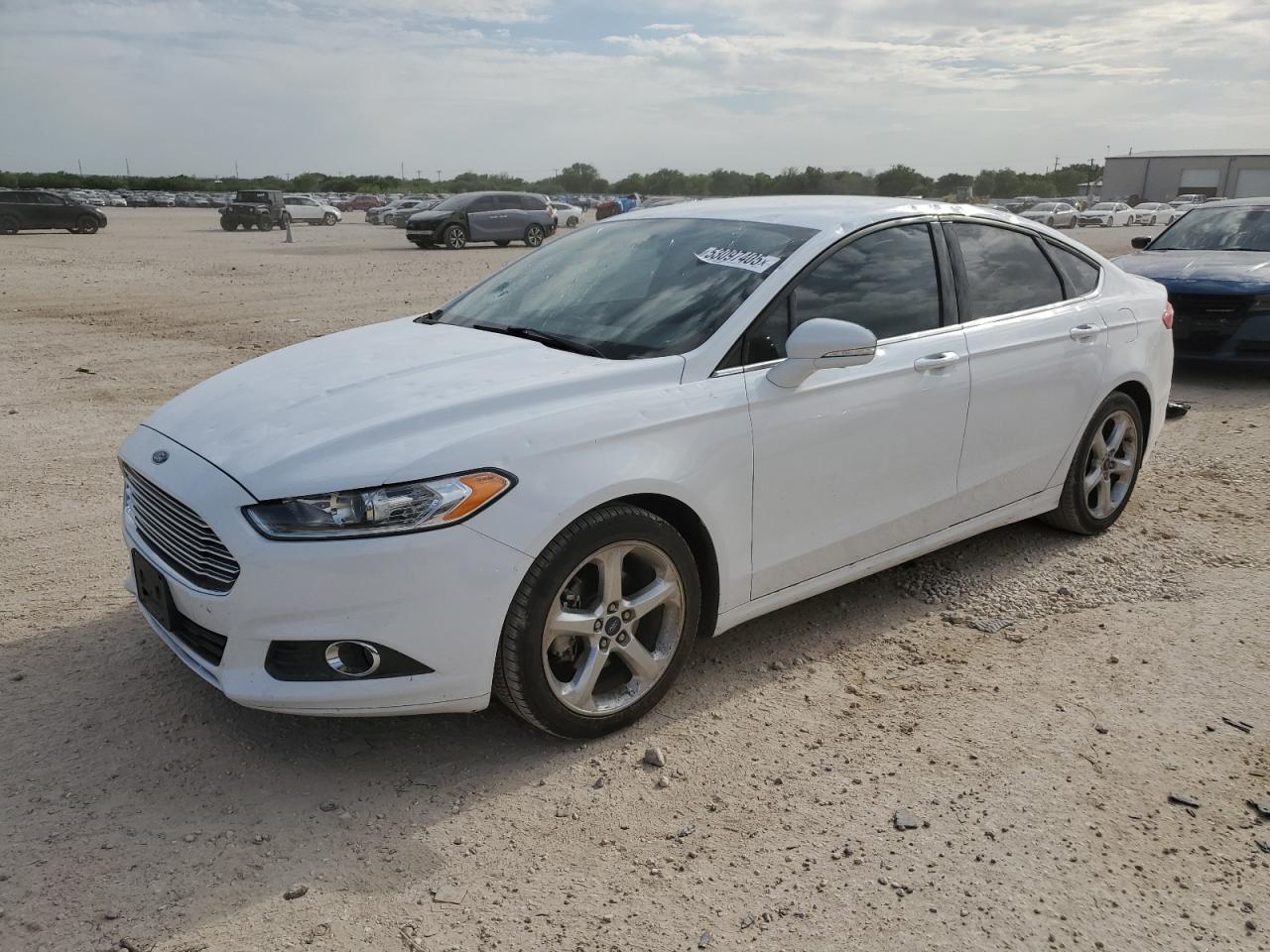 FORD FUSION SE
