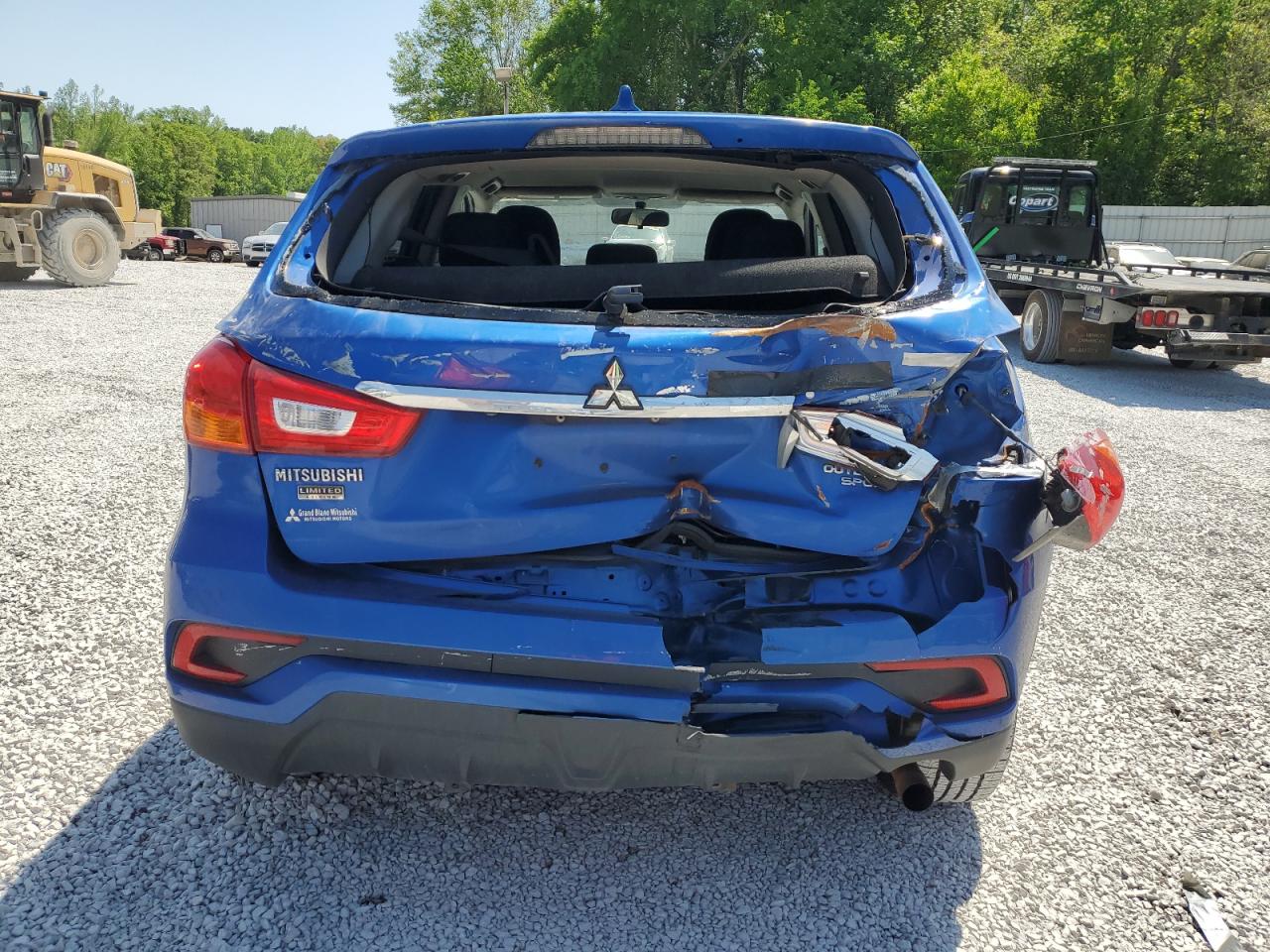 MITSUBISHI OUTLANDER ES