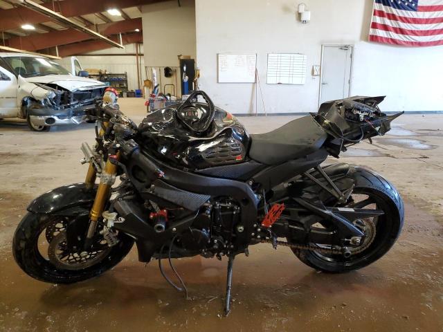 SUZUKI GSX-R750 2016 JS1GR7MA7G2100086 photo #4