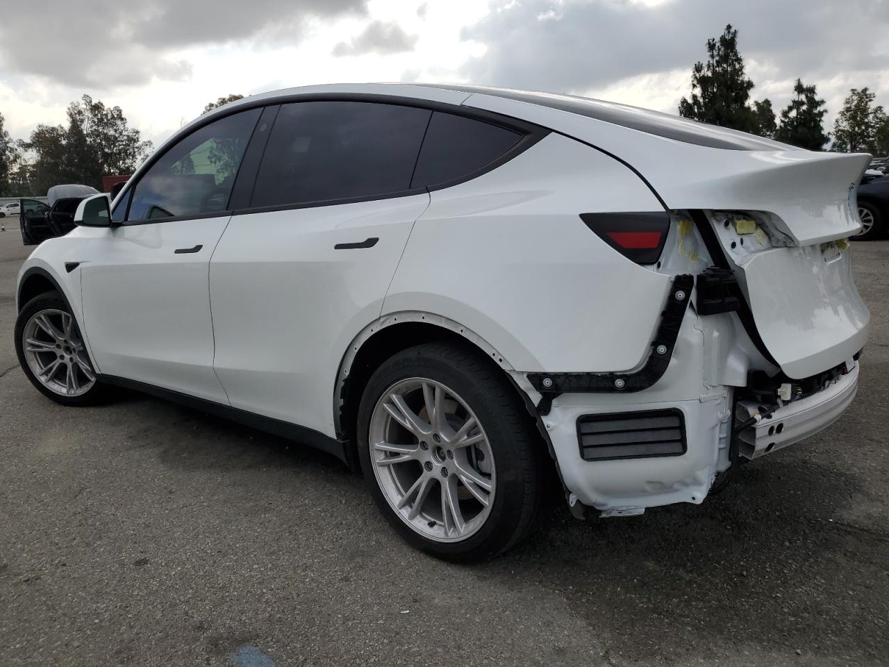 Tesla Model y 2022