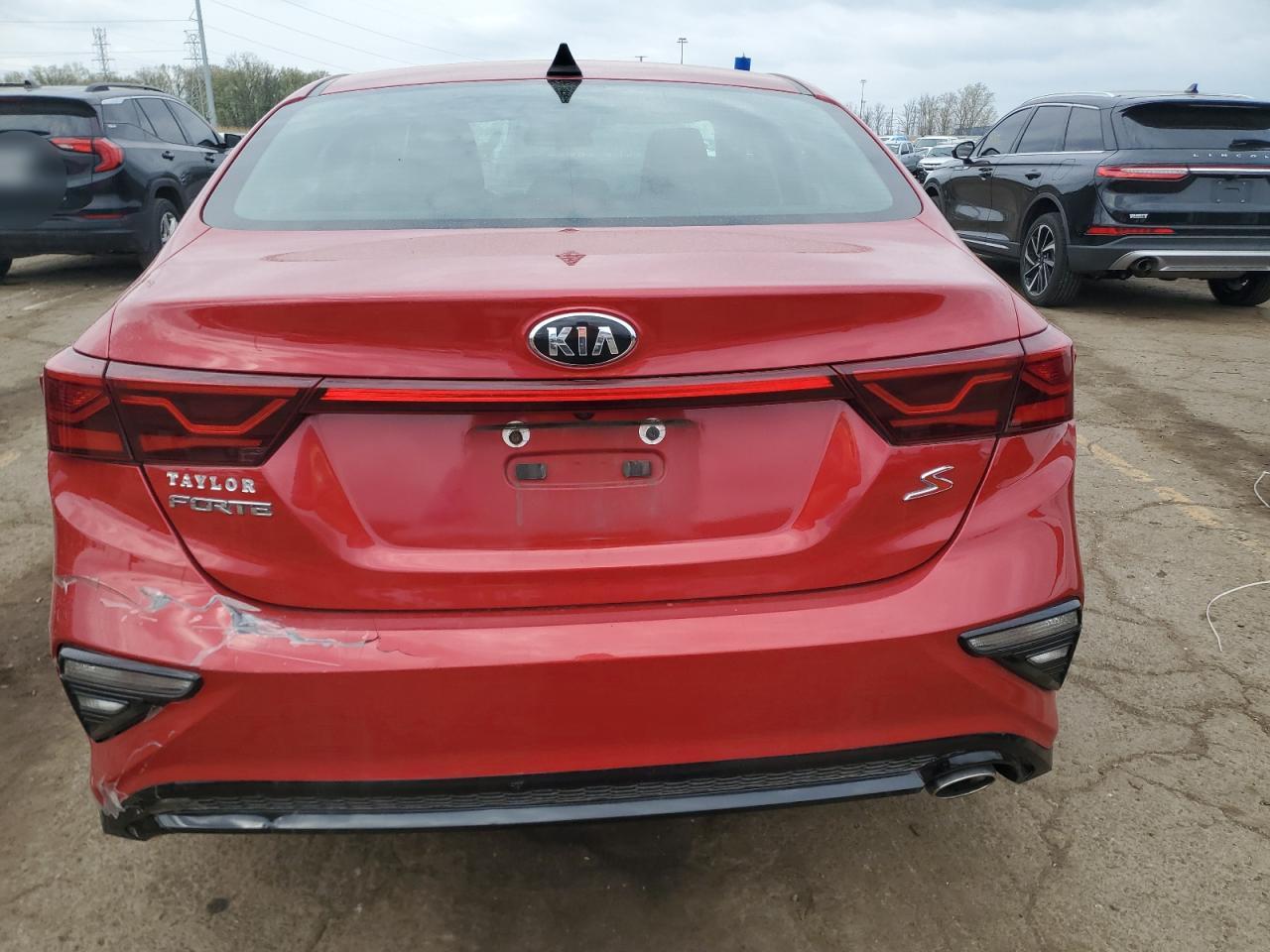 KIA FORTE GT LINE