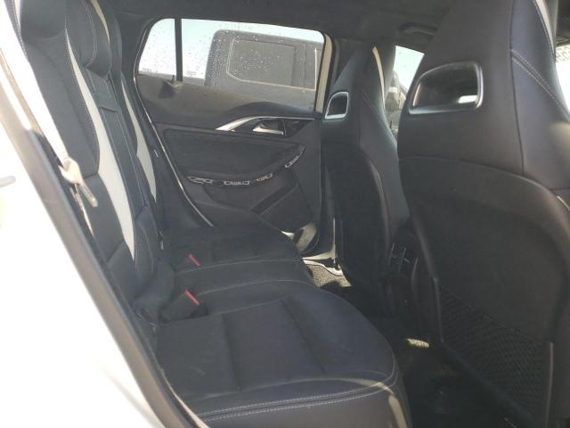 2018 INFINITI QX30 BASE - SJKCH5CP2JA044425