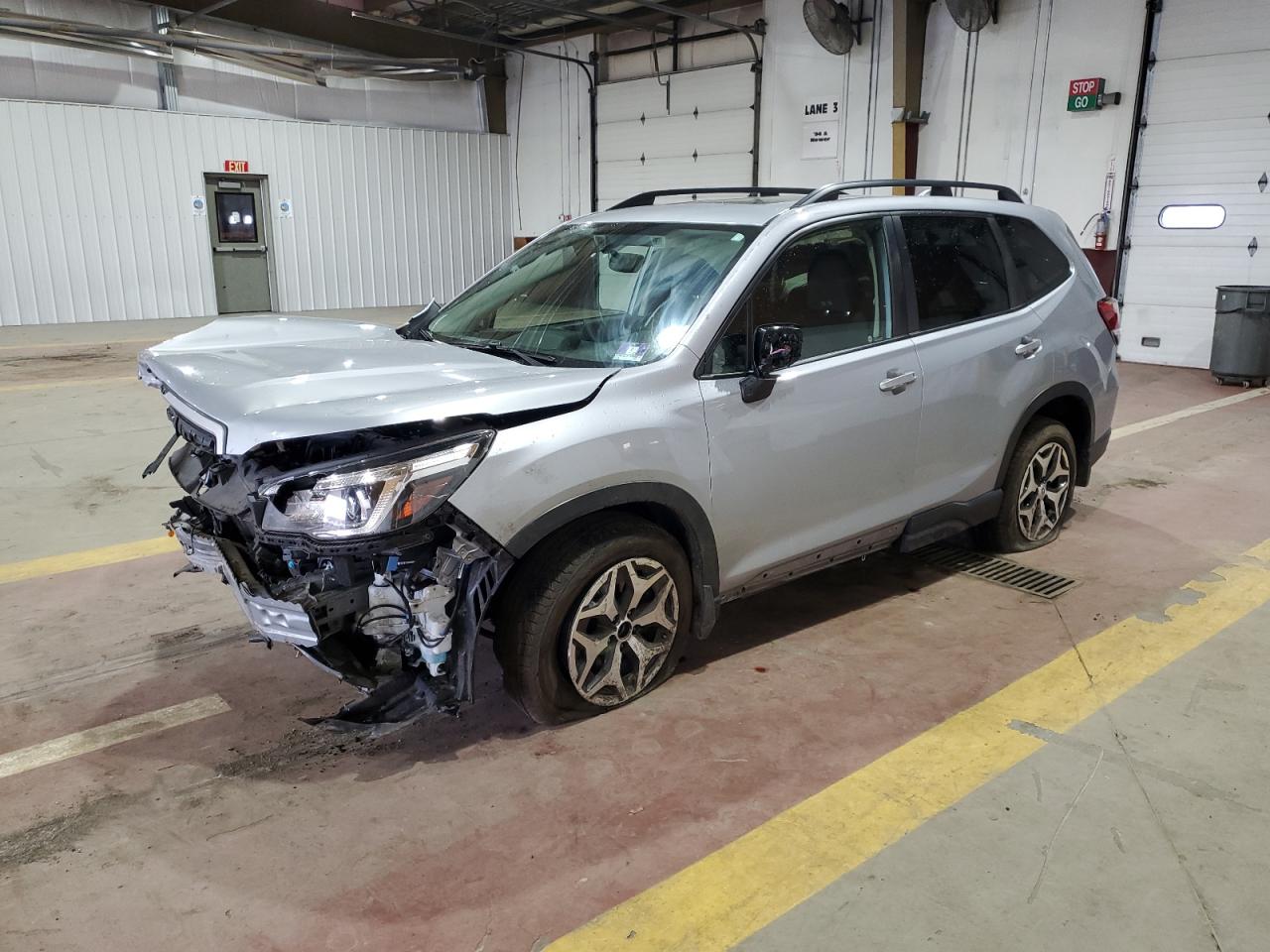 SUBARU FORESTER PREMIUM
