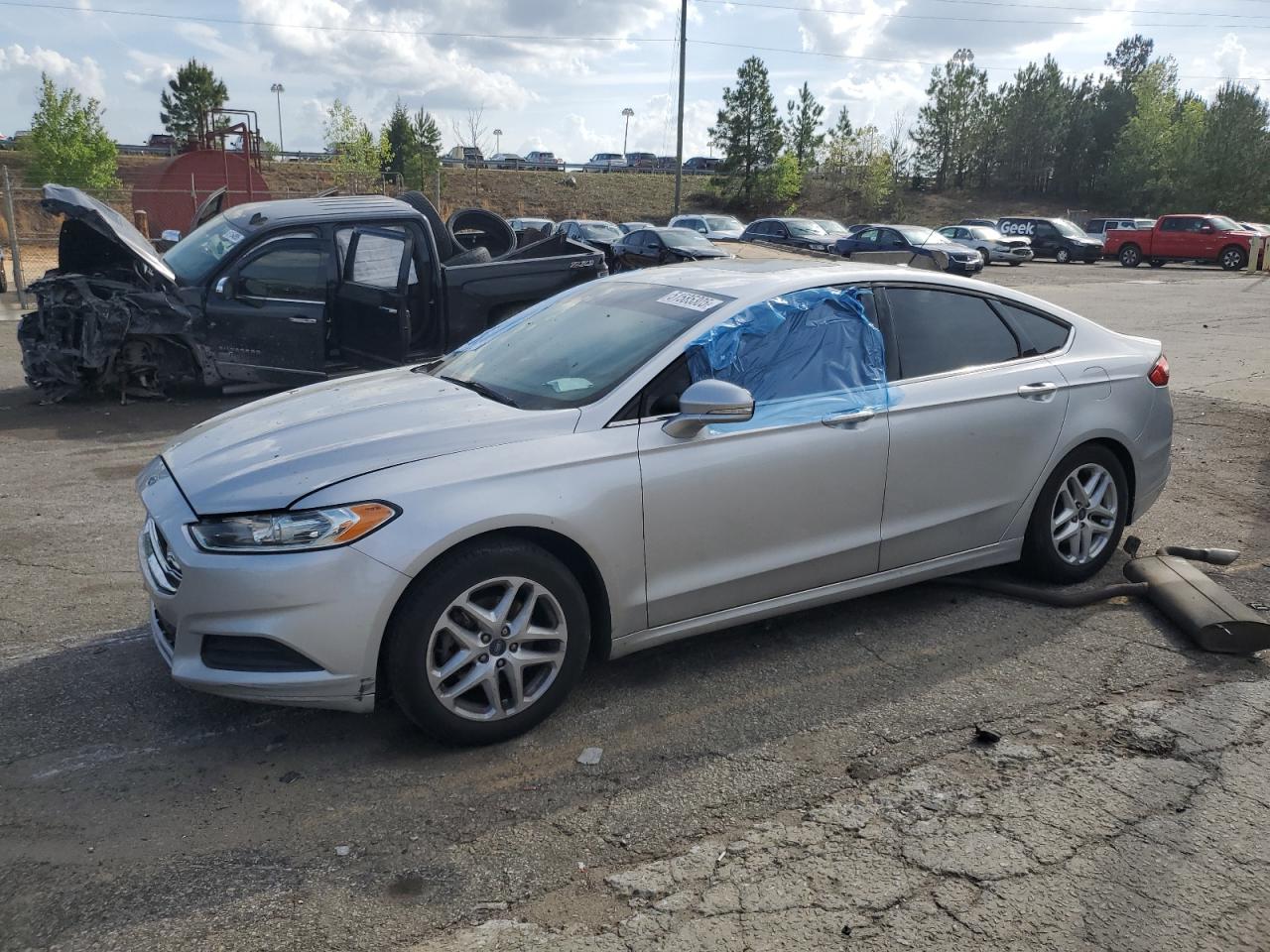 FORD FUSION SE