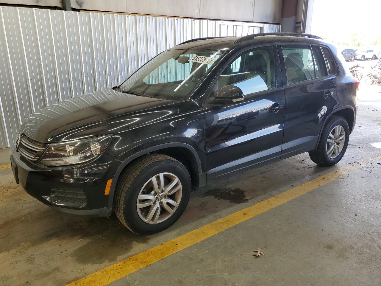 VOLKSWAGEN TIGUAN S