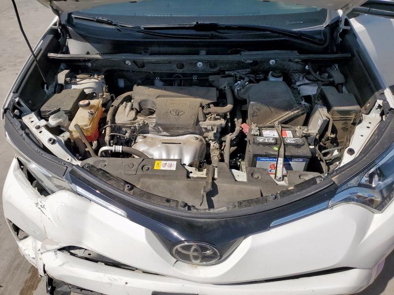 2018 TOYOTA RAV4 LE - JTMZFREV7JJ150536