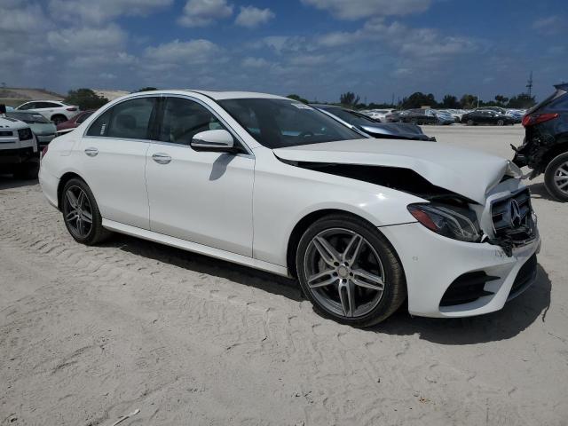Vin: wddzf4jb0ha214771, lot: 53294695, mercedes-benz e-class 300 20174